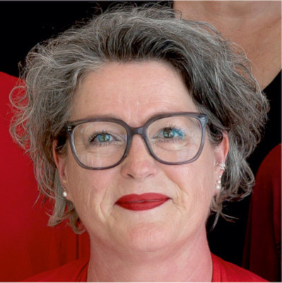 Karin Pfau Karin Pfau